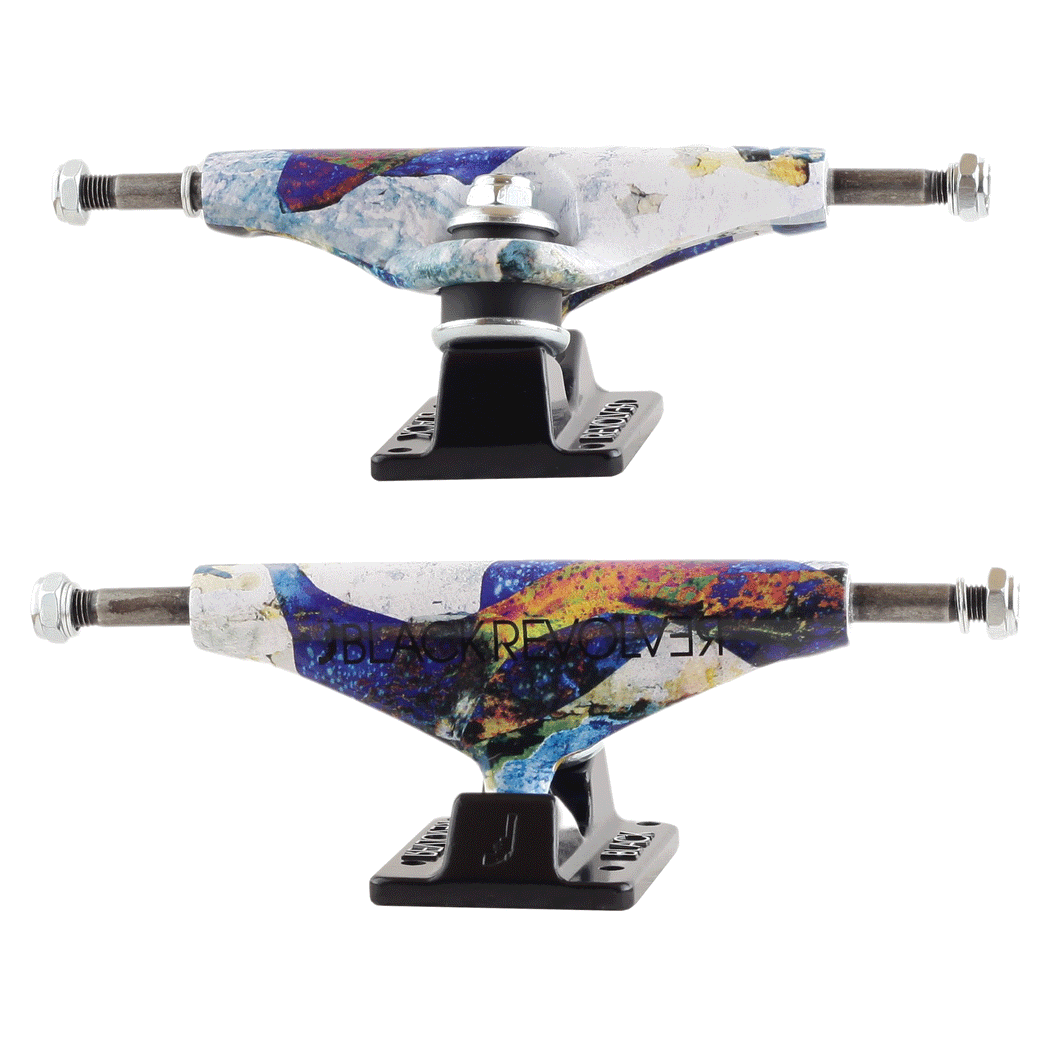 BLACK REVOLVER 5.35 Skateboard Trucks BANANA (PAIR)